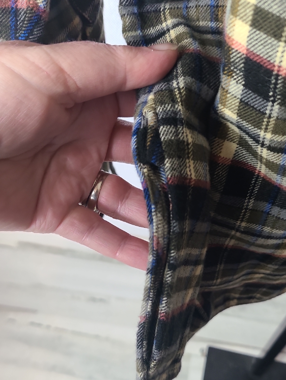 Everlane Oversized Plaid Boxy Flannel Shirt Size Medium New - Picture 8 of 9